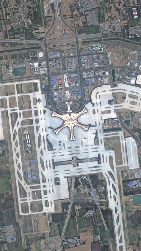 北京大兴国际机场投运在即 记者探访新机场地铁线
