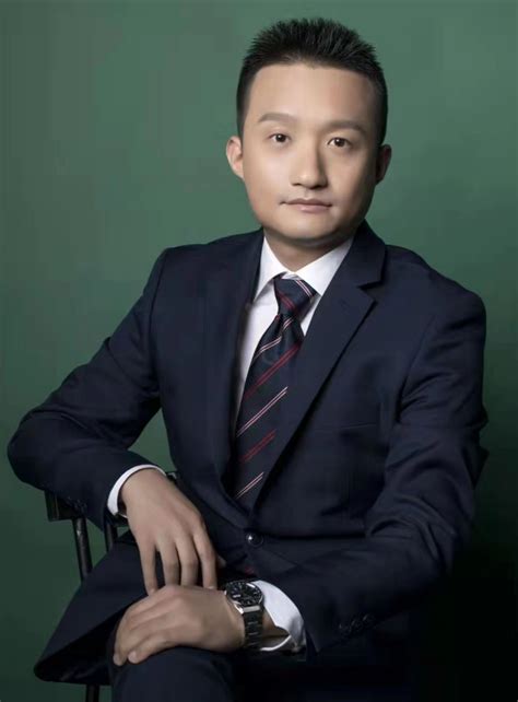 李腾 - 专业人员列表 - 上海市海华永泰律师事务所