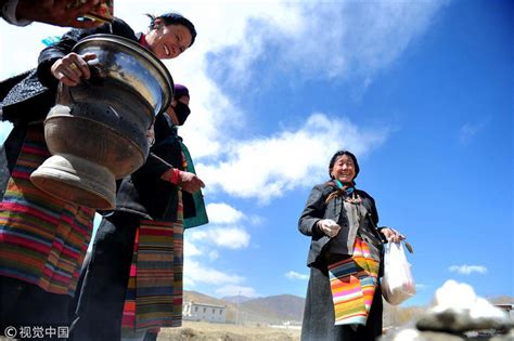 西藏：载歌载舞迎开耕 _深圳新闻网