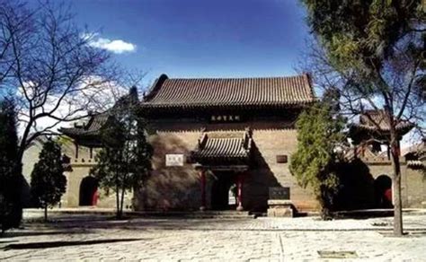 山西吕梁临县最独特的镇，和陕西一县城隔河相望，是千年古镇
