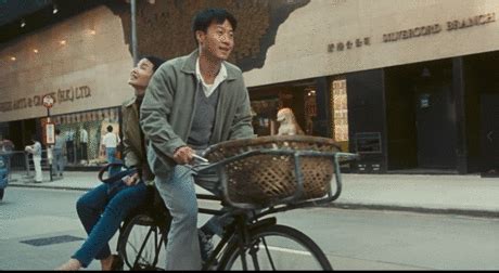 甜蜜蜜：黎明骑自行车载着张曼玉的场景好浪漫！