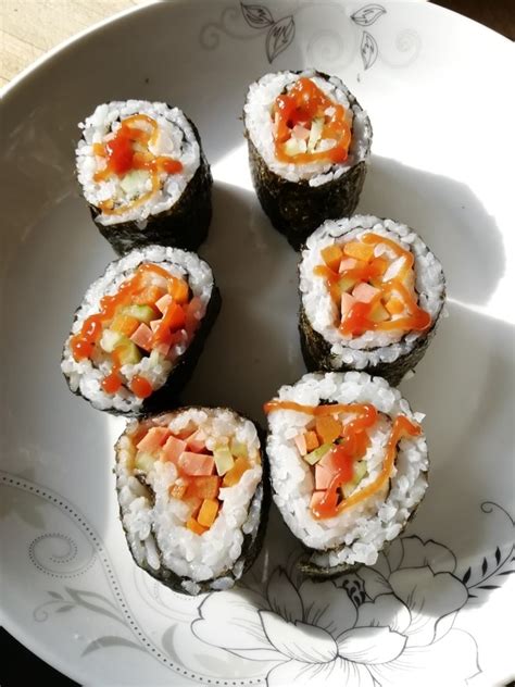 寿司的做法_【图解】寿司怎么做如何做好吃_寿司家常做法大全_Y__果果妈_豆果美食
