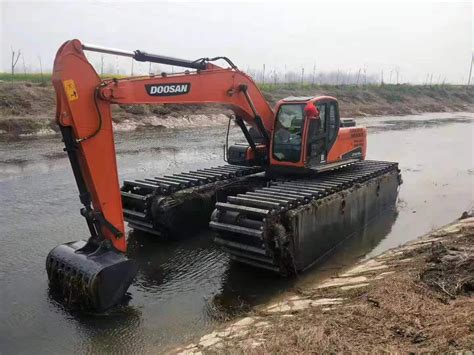 水陆挖掘机租赁在线报价 丽水市滩涂挖掘机