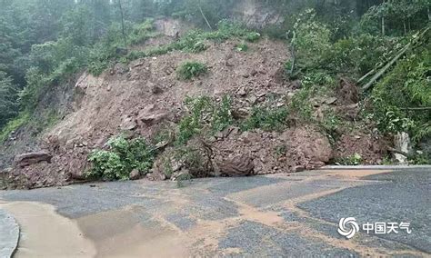 四川达州宣汉县连续降雨 山体塌方阻交通-新闻频道-和讯网