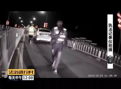 醉驾司机遭遇北京交警查车慌了神，逃跑过程中先撞车，后撞墙_京报网