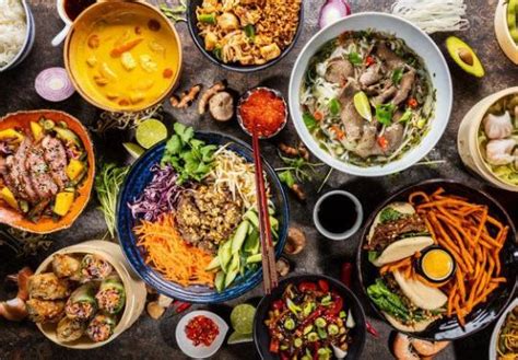 北京堂食恢复首日：餐饮业迅速“回血”、但未见报复性消费-蓝鲸财经