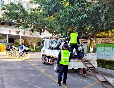 [江西]学生骑摩托车玩杂耍 年少轻狂耍酷不成酿事故（图文） · 中国道路运输网（专业道路运输门户）