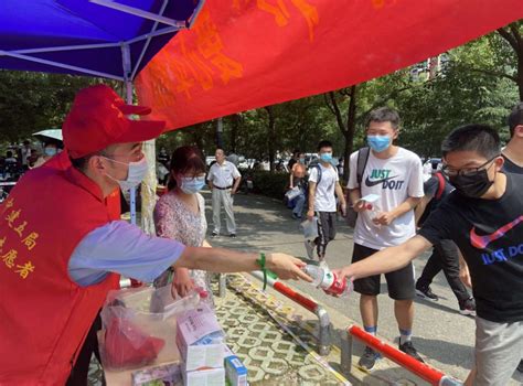 我校志愿者参加世界防治结核病日志愿宣传活动-滁州职业技术学院-共青团