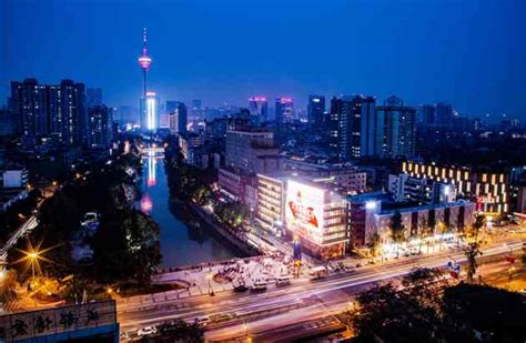 成都成华区获评2021成渝地区双城经济圈最佳投资城区_四川在线
