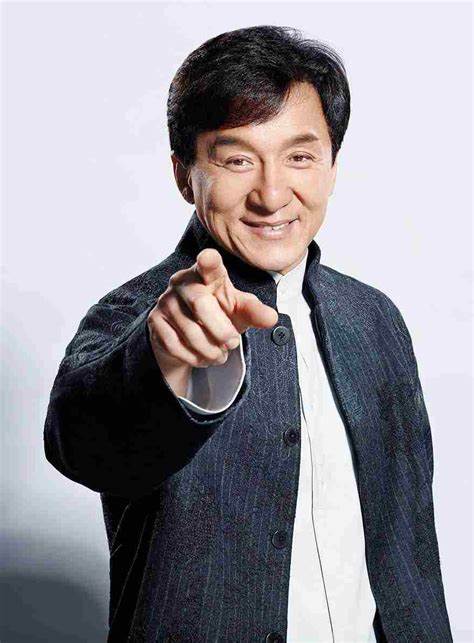 成龙经典电影盘点：从宝贝计划到香港贺岁片精选回顾
