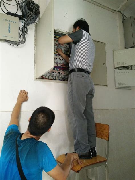 【公寓服务部】开展寝室空调清洗专项工作