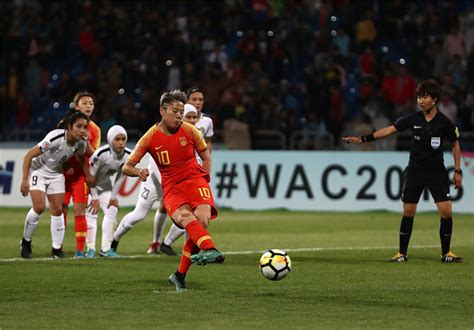 目标亚洲杯夺冠 中国女足半决赛对日本能以下克上吗？|界面新闻 · 体育