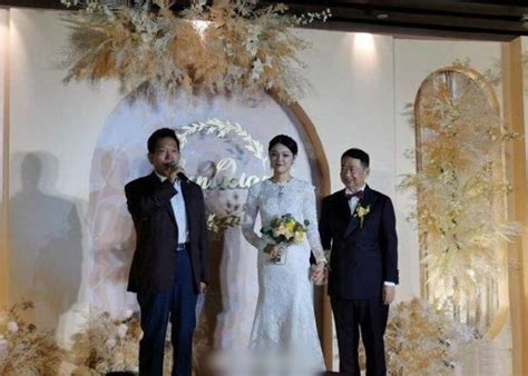 63岁紫金矿业老板娶小25岁妻子，新娘：他让我相信了爱情_陈景河