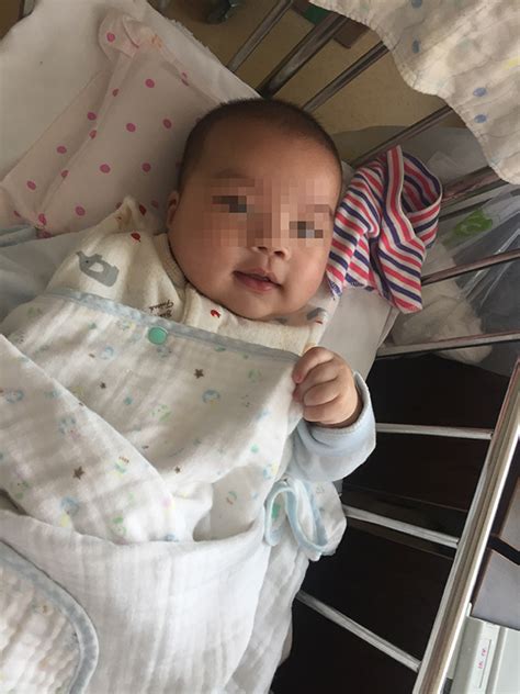 上海6个月男婴遭两次遗弃以医院为家，父亲：不会带，也没钱_浦江头条_澎湃新闻-The Paper