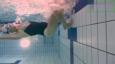 实拍东江野泳王子10公里冠军泳姿，4次腿更好兼顾速度和体能！ #户外游泳 #野泳 #野外游泳 #自由泳_腾讯视频