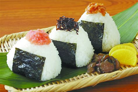 日式饭团 - 日式饭团做法、功效、食材 - 网上厨房