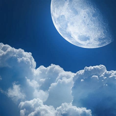 世界上最美的月亮，送给你欣赏，愿国兴，家睦，月明_月光