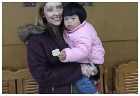 被父母抛弃瘦成“皮包骨”的女婴，现状如何？被网红养得白白胖胖