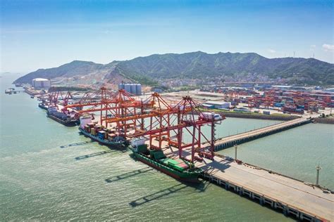 温州港外贸内支线单周出重创新纪录