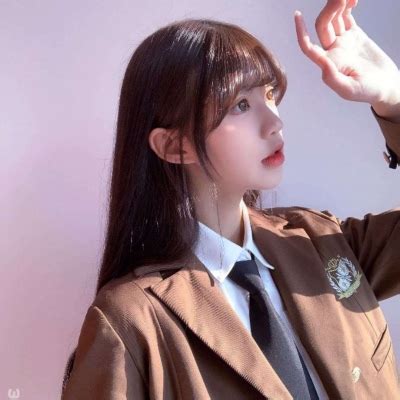 温柔日落女生头像短发