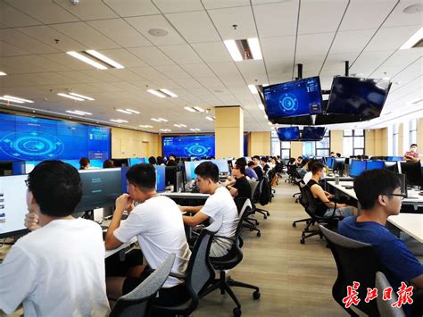 欢迎报考上海公安学院本科网络安全与执法专业 - 封面新闻