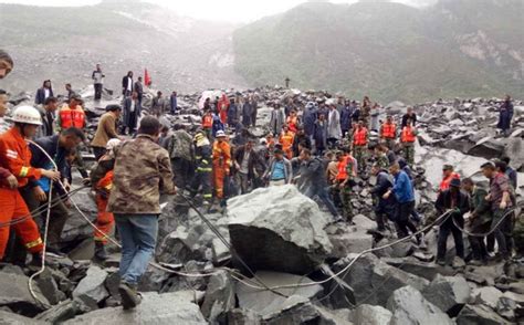 四川茂县发生山体垮塌 上百人被埋 已发现2具遗体 - 知乎