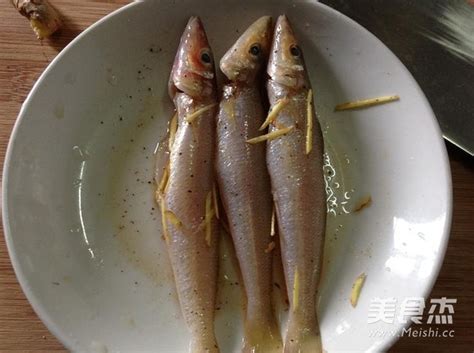 沙丁鱼,沙丁鱼的家常做法 - 美食杰沙丁鱼做法大全