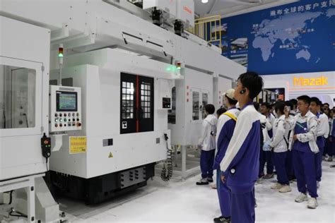 江苏小巨人机床VMC855L加工中心CNC数控机床/这里有信息-德而塔工业产品信息网