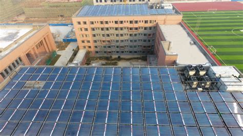 泗水县鸿百惠牧业大型智能化太阳能系统