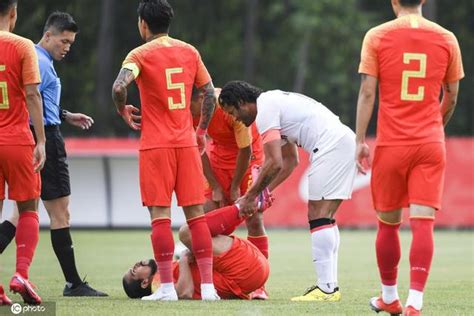足球热身赛中国男足1比1战平加纳（组图）_国家体育总局