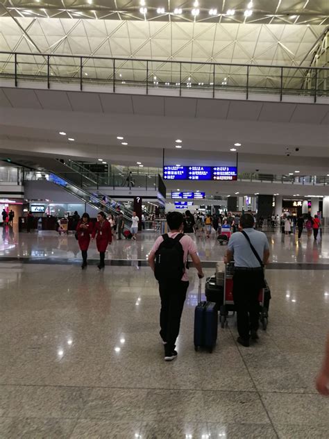 香港国际机场中场客运廊全面投入运营 - 设计腕儿【腕儿线索】
