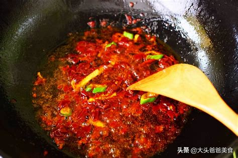 这是一道小炒菜，搭配合适的调味料，味道鲜美下饭 __凤凰网