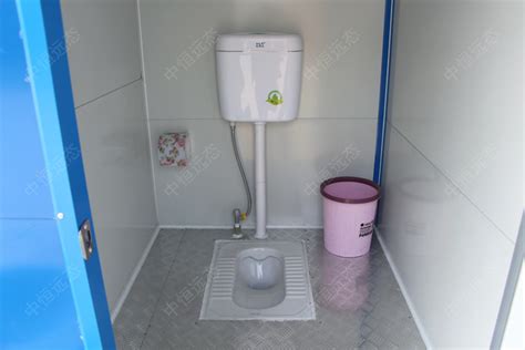 公园景区公共卫生间厕所有人无人使用状态监控智能管理系统软件与门头LED显示屏应用案例 --讯鹏科技