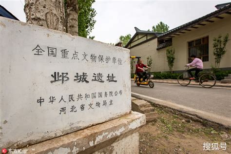 江西省婺源县赋春镇曹家村居民住宅建筑景观_高清图片_全景视觉