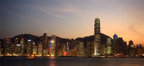 航拍香港 换一个角度感受璀璨的“东方之珠”-大河网