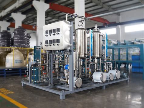 三效升膜式蒸发器-常州新强蒸发器设备有限公司