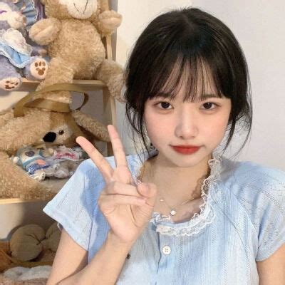 伤害文案温柔女生头像