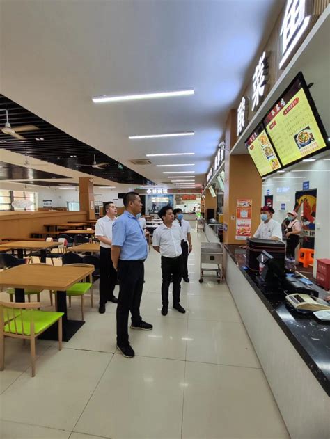 【澎湃新闻】上海交通大学食堂内，为何人人都在就餐后对餐盘拍照？-上海交通大学网络信息中心