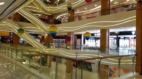 太震撼了！今天，亚洲最大商场河西金鹰世界开业！人多疯了。。。_手机新浪网