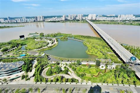 遂宁市五彩缤纷路湿地公园全景 图片 | 轩视界
