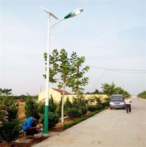 自贡太阳能路灯厂家/自贡智能太阳能路灯一套多少钱-一步电子网