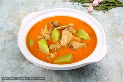 怎么样炖鸡汤又营养又好喝（常见的6种美味鸡汤的家常做法，好喝又营养，滋补不油腻） | 说明书网