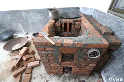 农村建房，怎么砌一个好用的柴火灶？|柴火|烟囱|灶膛_新浪新闻
