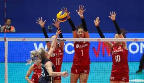 中国女排横扫波兰什么情况 中国女排轻松以3:0拿下比赛_体育新闻_海峡网