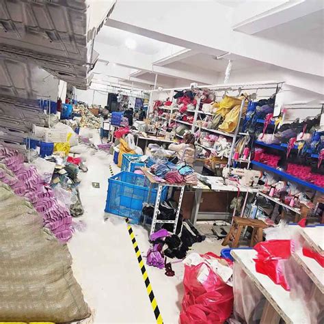义乌市凯美箱包 化妆包便当包冰包背包皮具箱包厂家批发定制-阿里巴巴