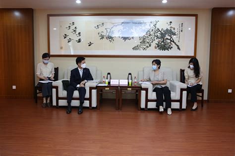 韩国驻武汉总领事馆领事晋铉湧一行来访我校-南昌工程学院
