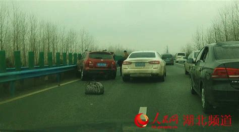 沪渝高速（G50）花湖互通D匝道“12·18”较大桥面侧翻事故调查报告