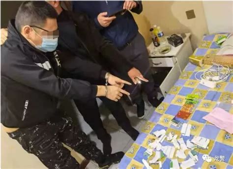 柳州柳北警方通报：一小区居民房内发现一具尸体，嫌疑人已被抓获
