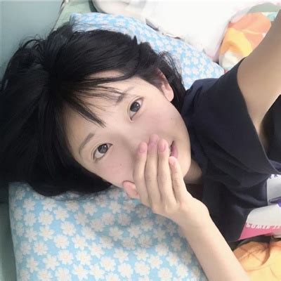 简约温柔明星头像女生