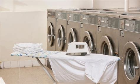 干洗衣服大概多少钱呢「详细介绍：干洗店的收费标准介绍」 - 遇奇吧